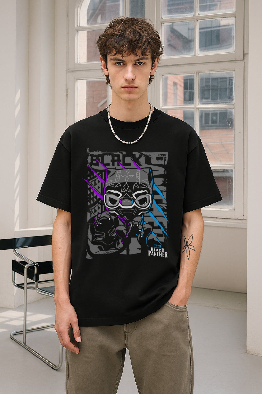Panther Vibranium Power| Oversized Classic T-Shirt Black